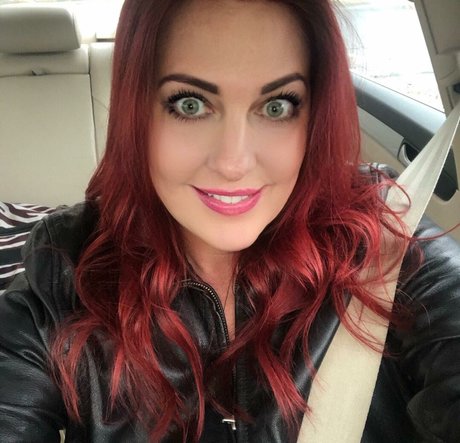 KellyK model free pic