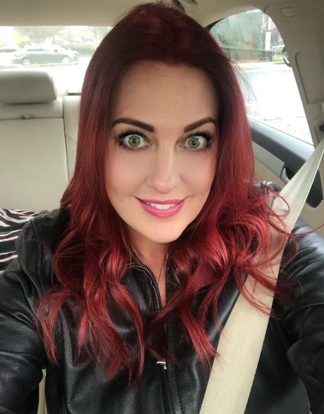 KellyK best actress picture