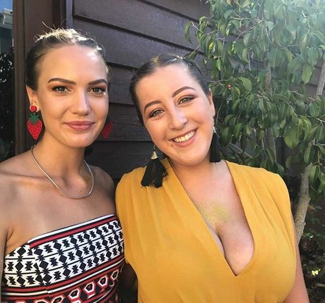 Jodie P erotic model pics