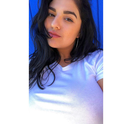 Charlotte Godoy hd actress photos