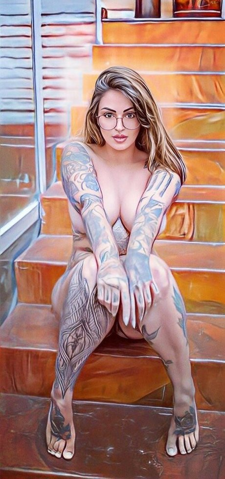 Cauuution star erotic photos