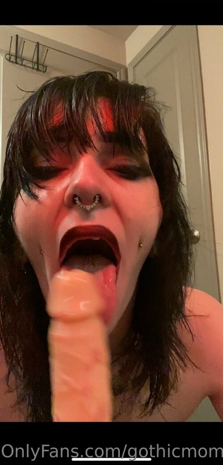 gothicmomma model hd galleries