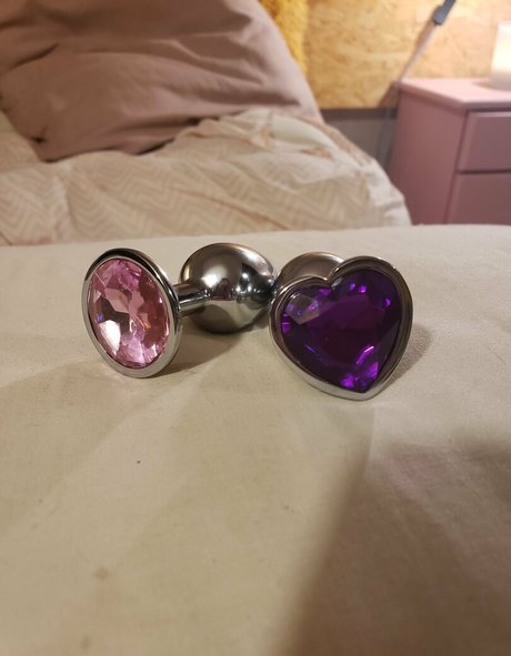 Dumbeddowndinosaur pornstar sex photos