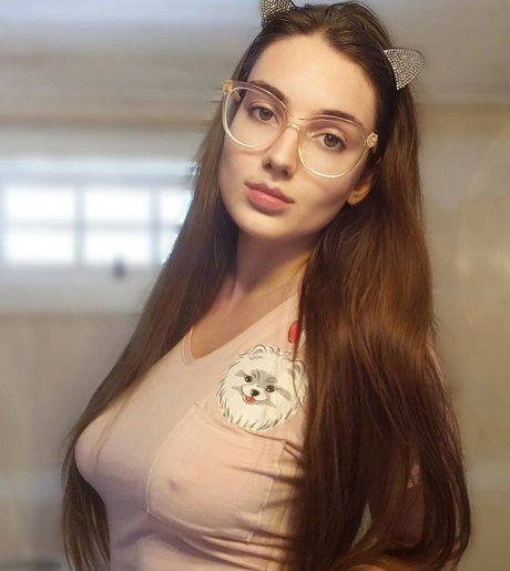 Dumbeddowndinosaur sexy actress gallery