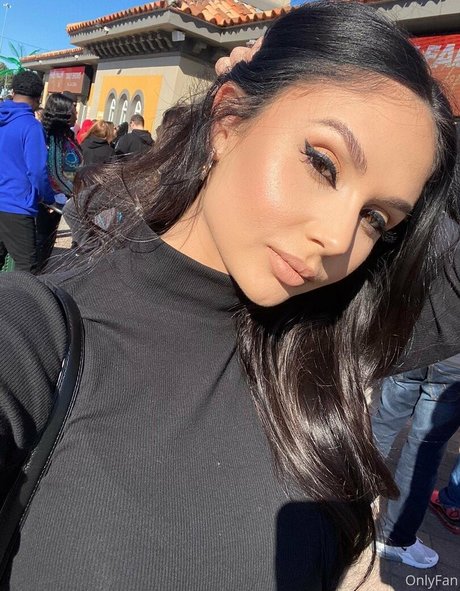 arianamarie art pornstar galleries