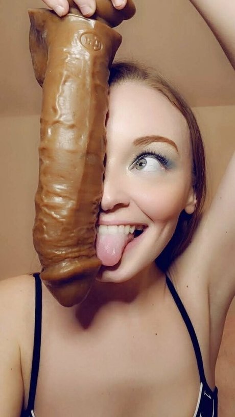 goddessesspade34 naked actress image