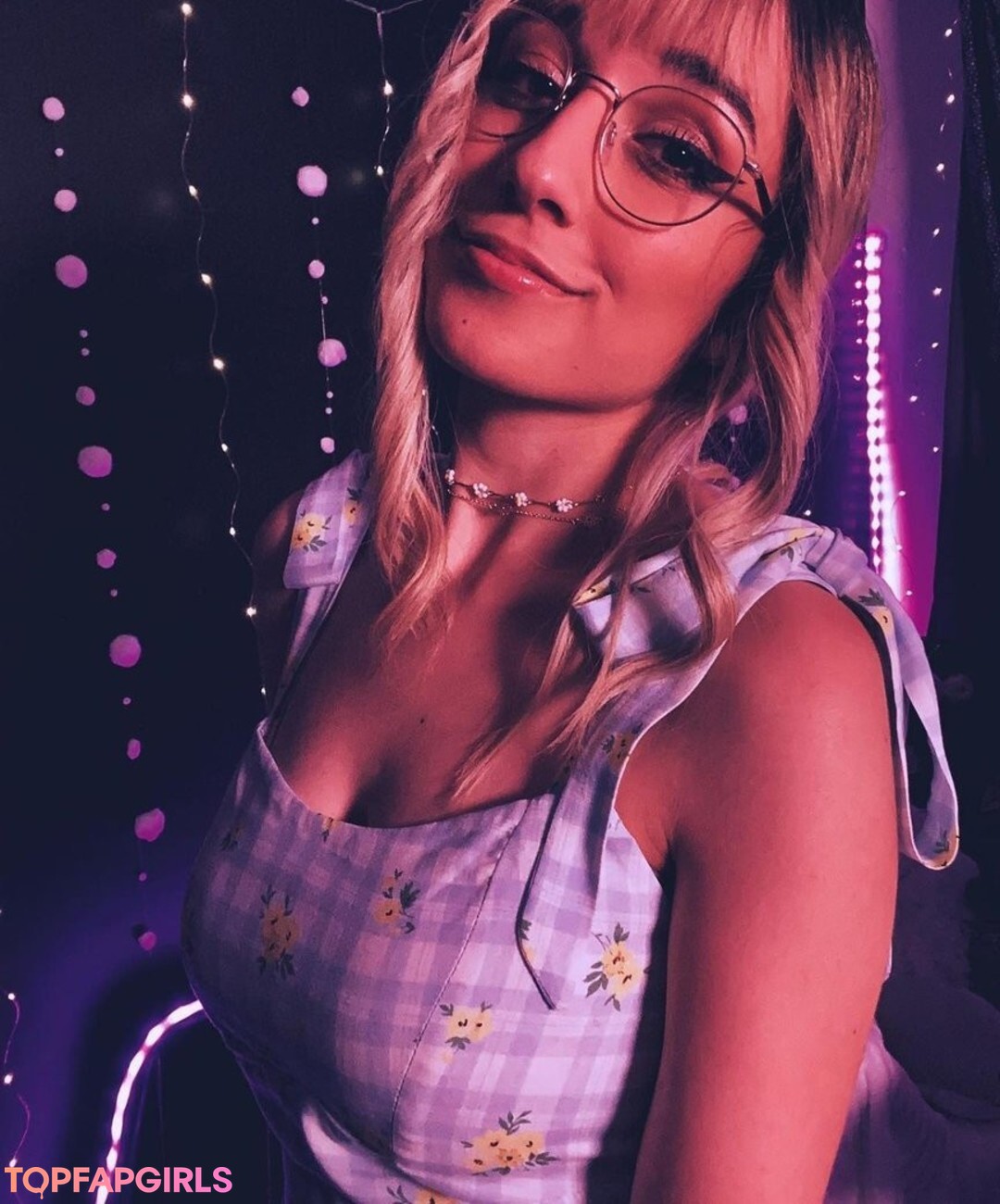 Maya ASMR nice pornstar pic