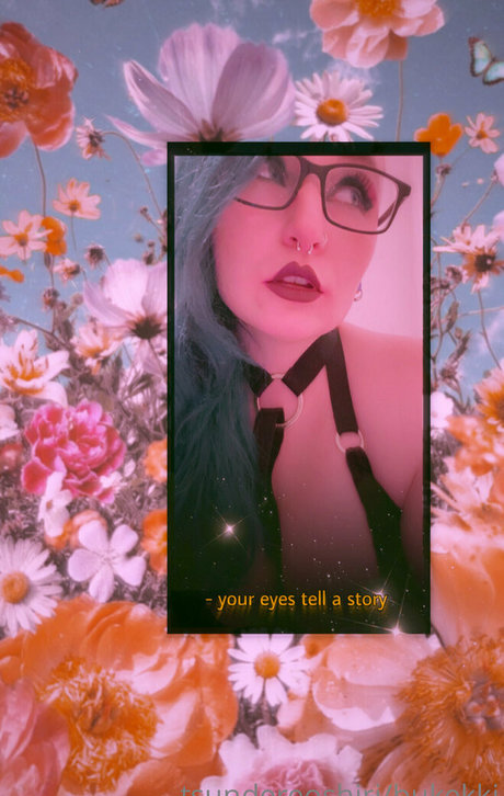 bukekki model pornographic pictures