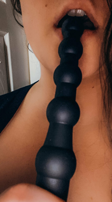 eiramaroonfree nudes model pics