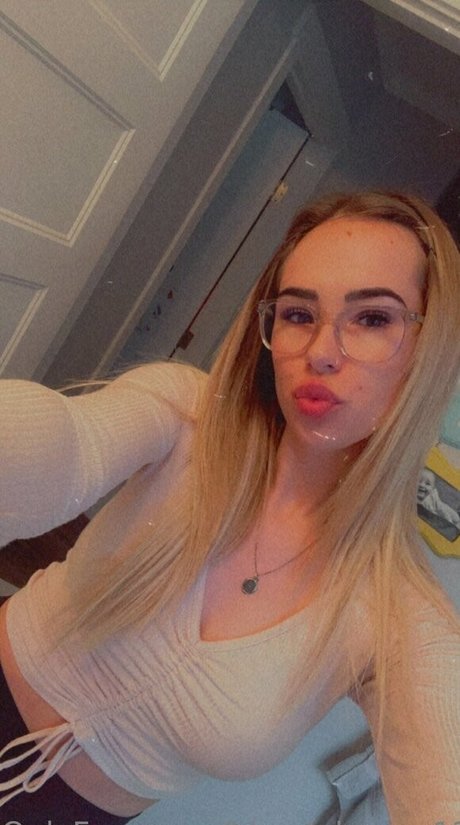 Ashley Higginson nudes model images