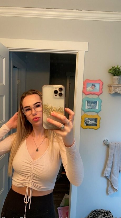 Ashley Higginson Profile pic