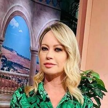 Anna Falchi pornstar exclusive gallery