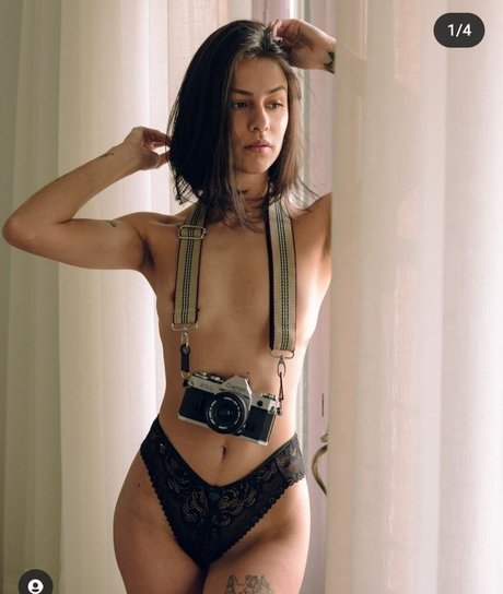 Munique Brum pornstar perfect image