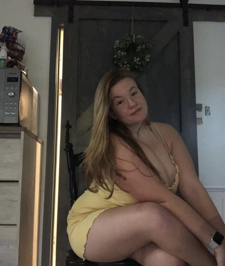 redflannel naked actress picture