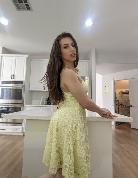 missspencerbradley model perfect photo