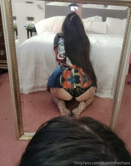 quietinthechaos exclusive actress photos