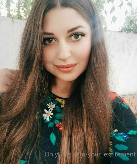 adelinaroccos hd actress archive