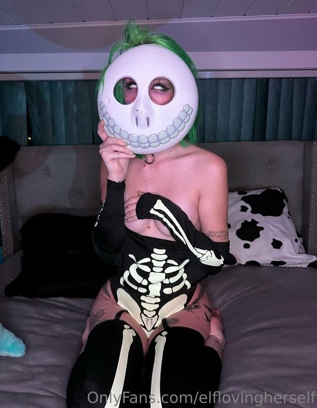 elflovingherself sex star photos