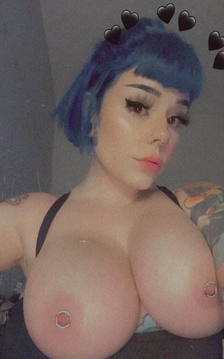 sleepylaika naked pornstar img