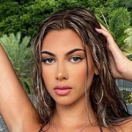 Olivia Gileno hot star galleries