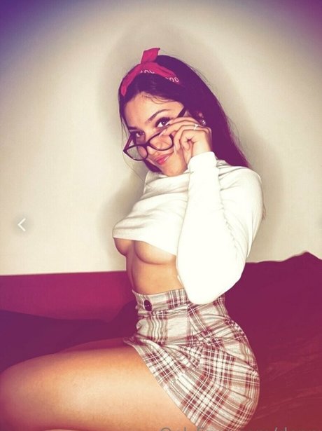 dny20 naked model pic