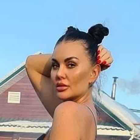 Thibisova perfect pornstar images