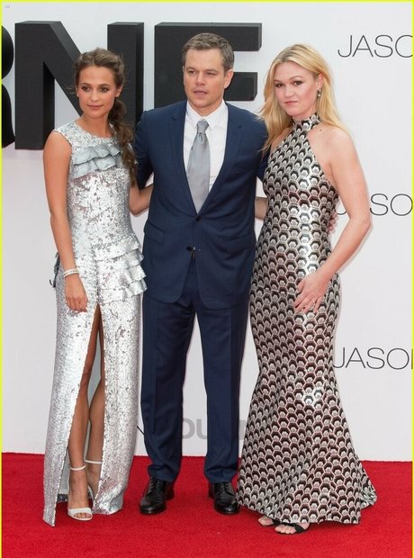 Julia Stiles best model pics