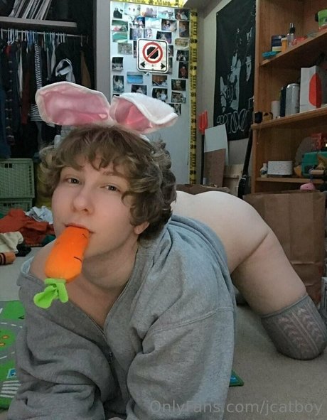 jcatboy model nudes img