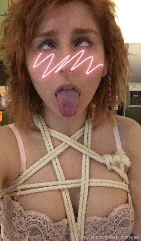 alice immodest top star galleries