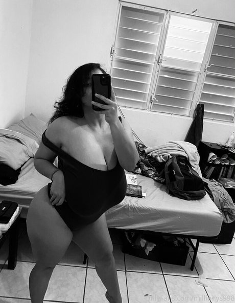 miladie pornstar perfect pictures