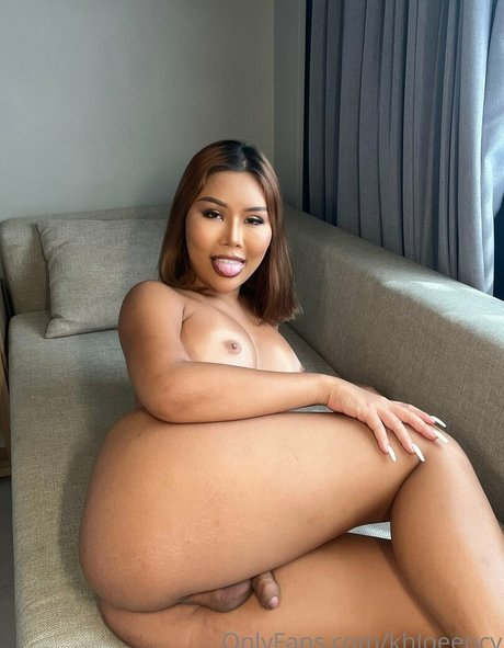 khloe2542 exclusive model galleries