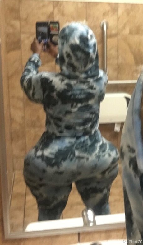 msphat70 porn model archive