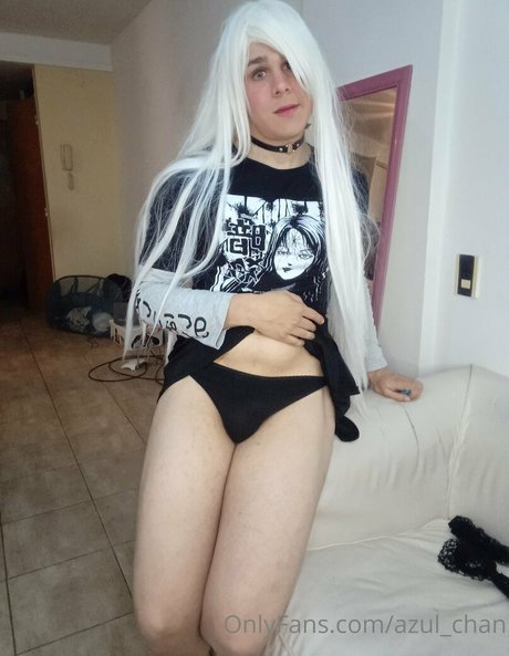 azul chan sexy model img