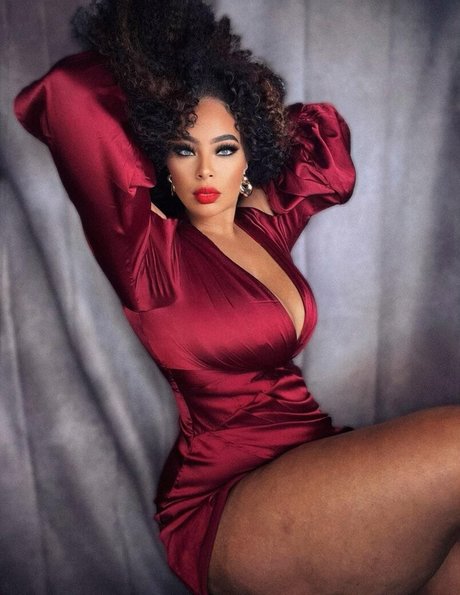 Lovesirensong sex star picture