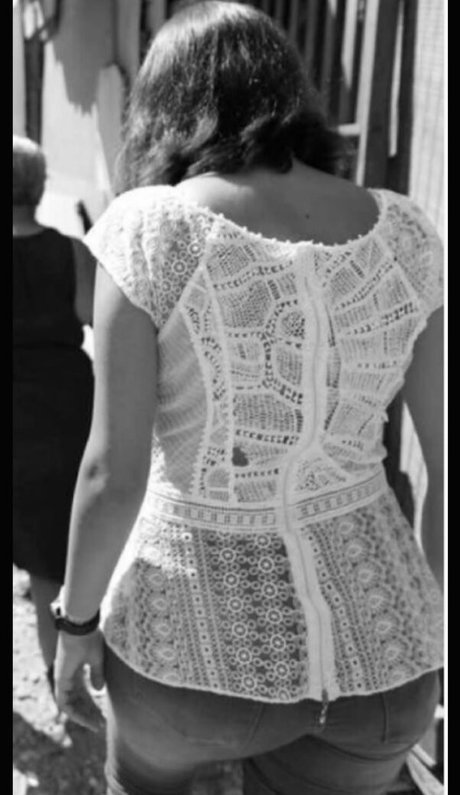 Tabata Amaral star top photo