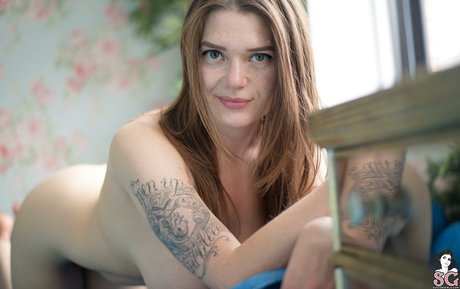 clioariane high quality star picture