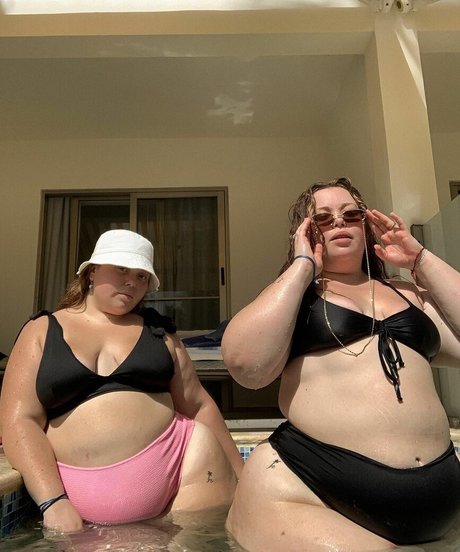 LuciaMaison model sex images