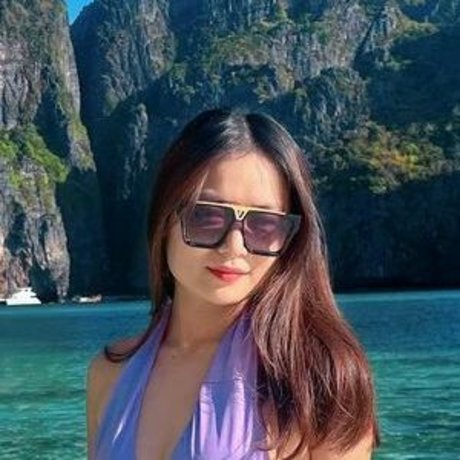 Naga Girls nude model pics