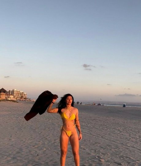 ItsImperial sexy model picture