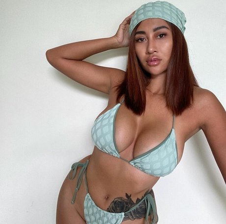 cheetah babe69 naked star img