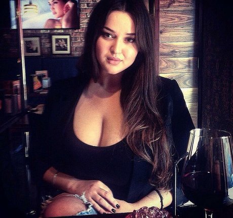 Olga Boyko pretty actress archive