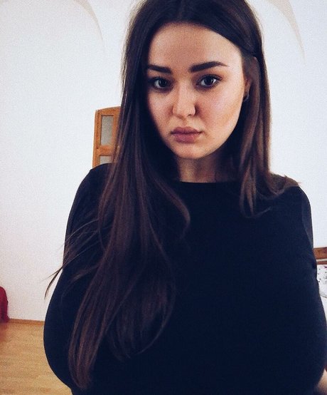 Olga Boyko beautiful star pictures