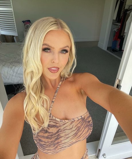 ellaredmond porn star pictures