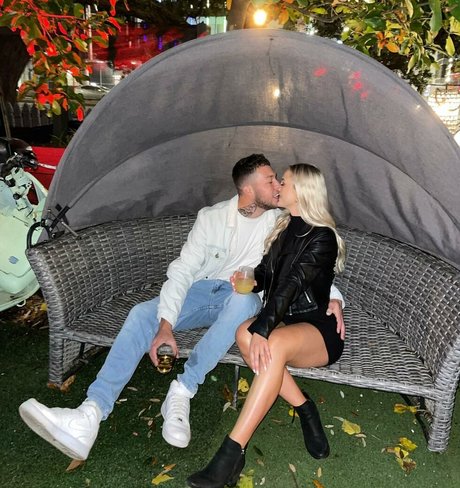 ellaredmond exclusive pornstar pictures