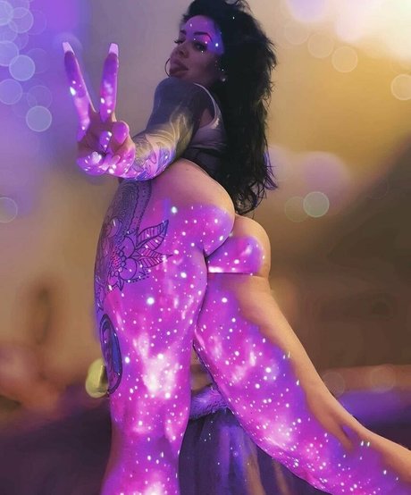 getyourbitsout model adult images