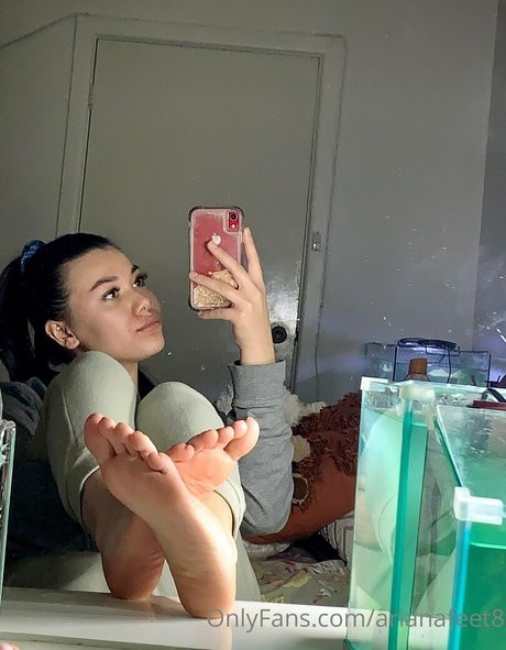arianafeet8 model sex pic