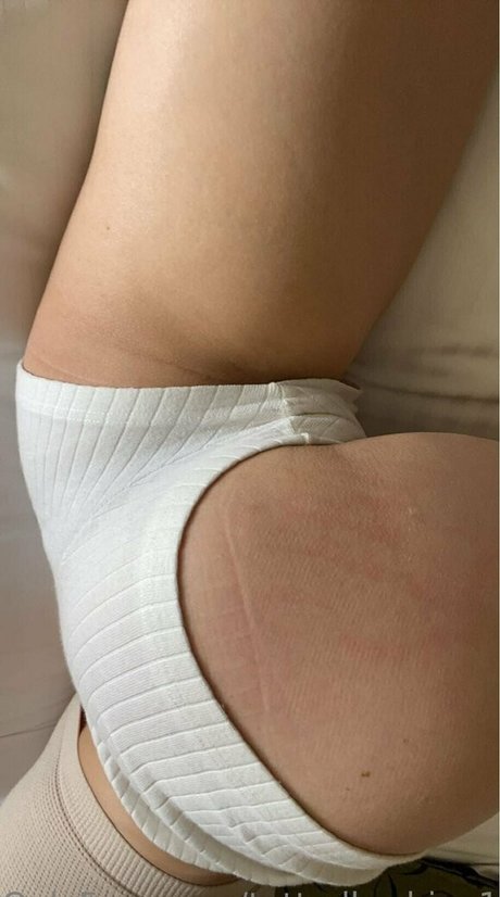 tattedbarbiee19 porn model img