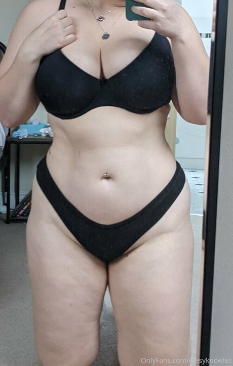 daisyknowles star perfect pictures