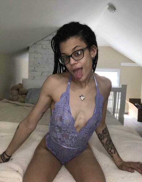 lauryn roes hd model pic