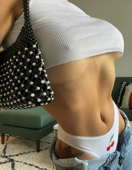 teenytinyartistic pornographic actress galleries